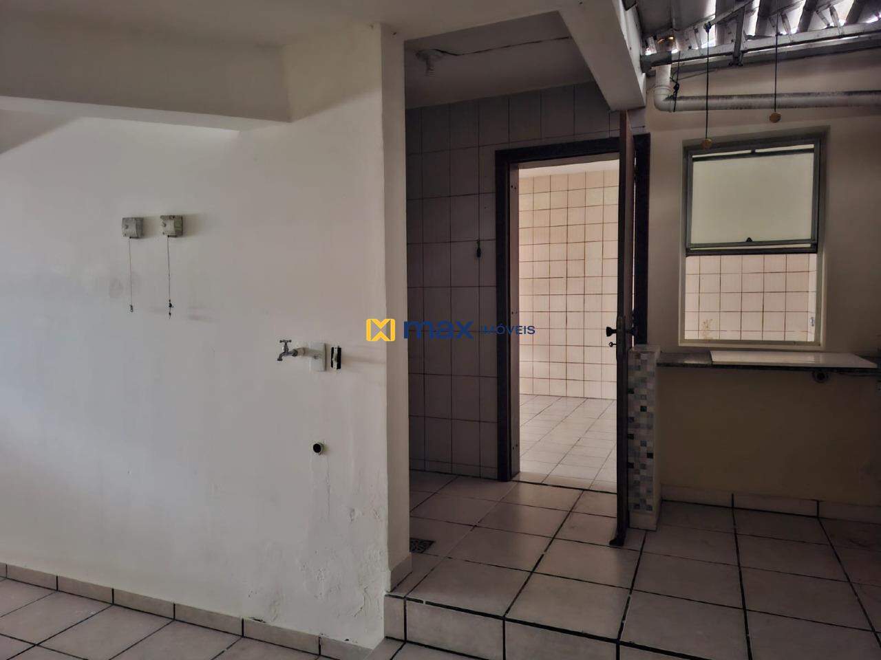 Casa para aluguel no Fazenda: Lavanderia