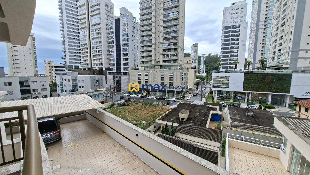 Apartamento para aluguel no Fazenda: Vista da Sacada