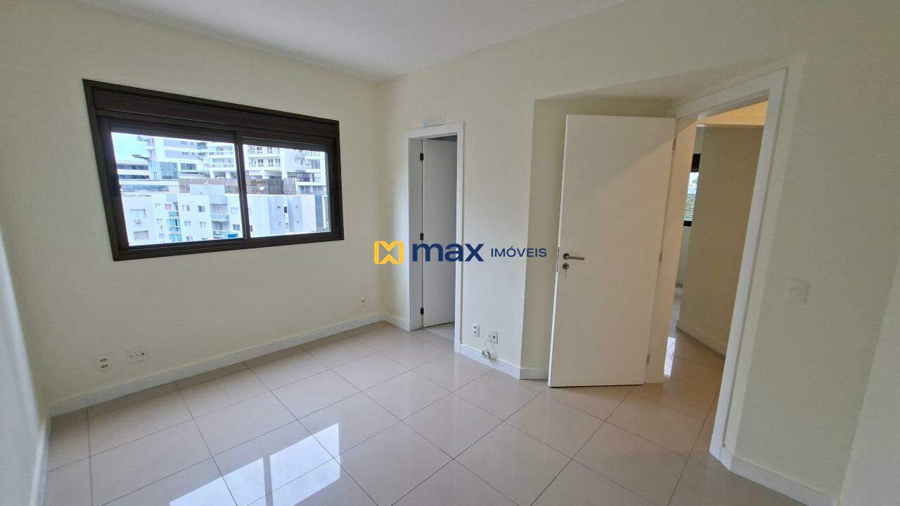 Apartamento para aluguel no Fazenda: Suíte