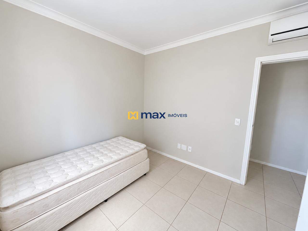 Apartamento para aluguel no Pioneiros: 