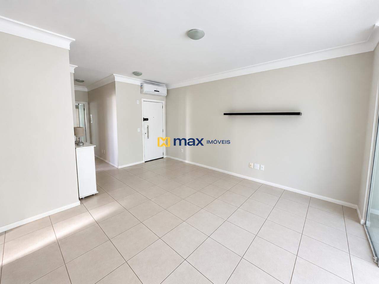 Apartamento para aluguel no Pioneiros: 