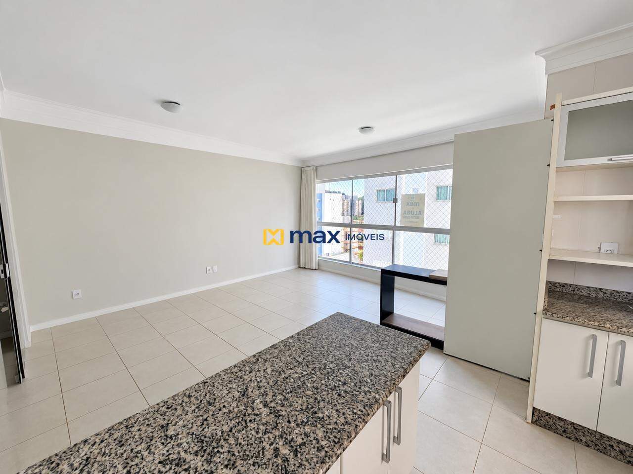 Apartamento para aluguel no Pioneiros: 