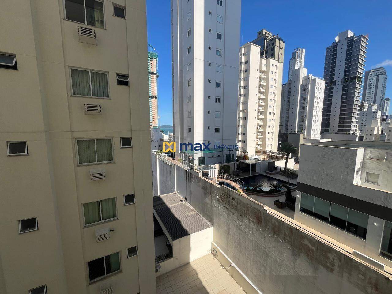 Apartamento para aluguel no Pioneiros: 