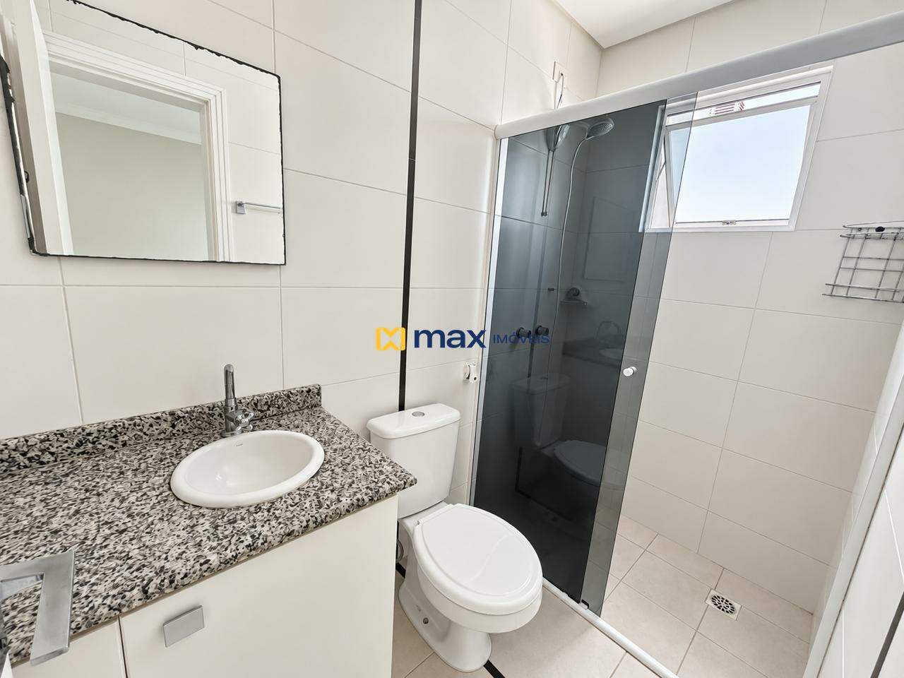Apartamento para aluguel no Pioneiros: 