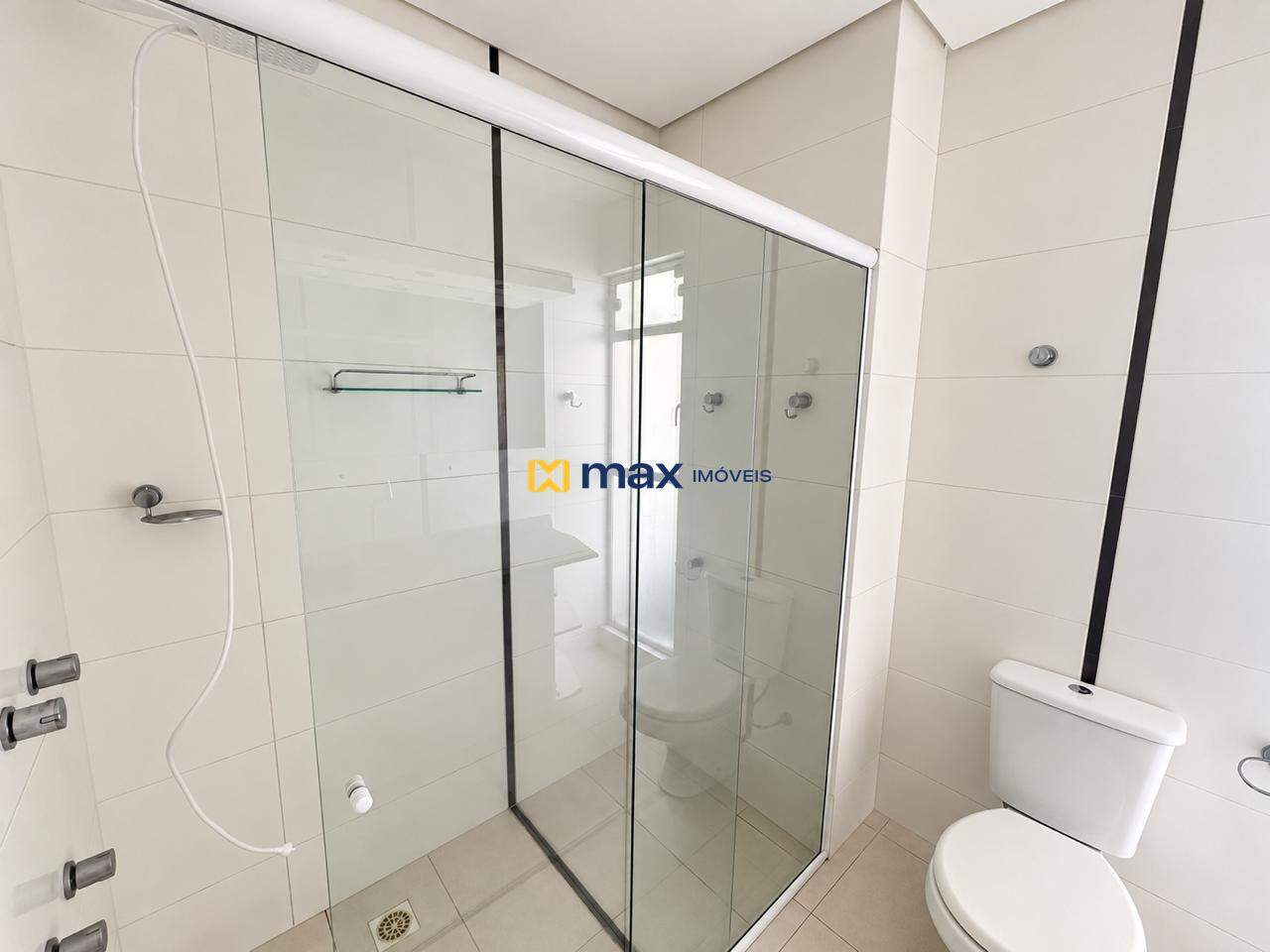 Apartamento para aluguel no Pioneiros: 