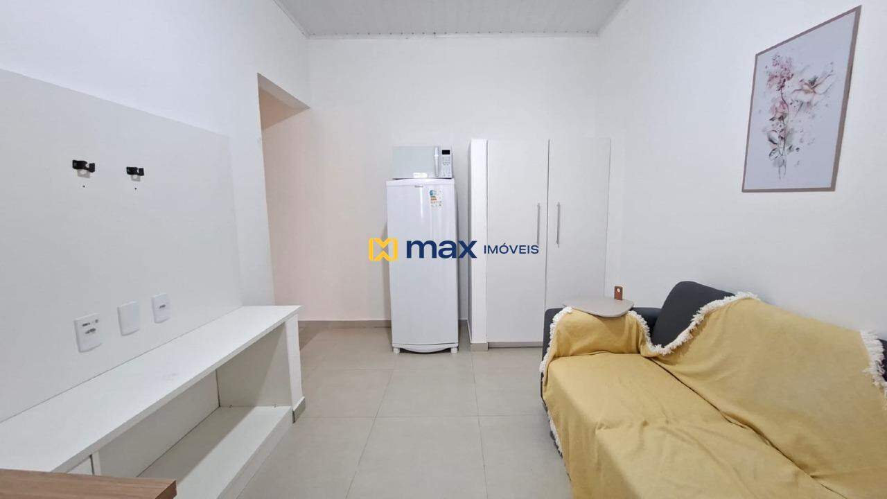 Apartamento para aluguel no Fazenda: Sala e cozinha