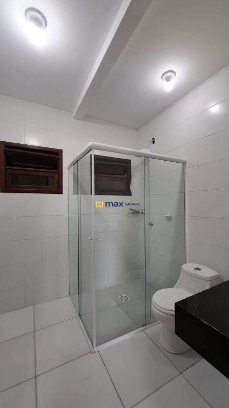 Casa para aluguel no Meia Praia: Banheiro social