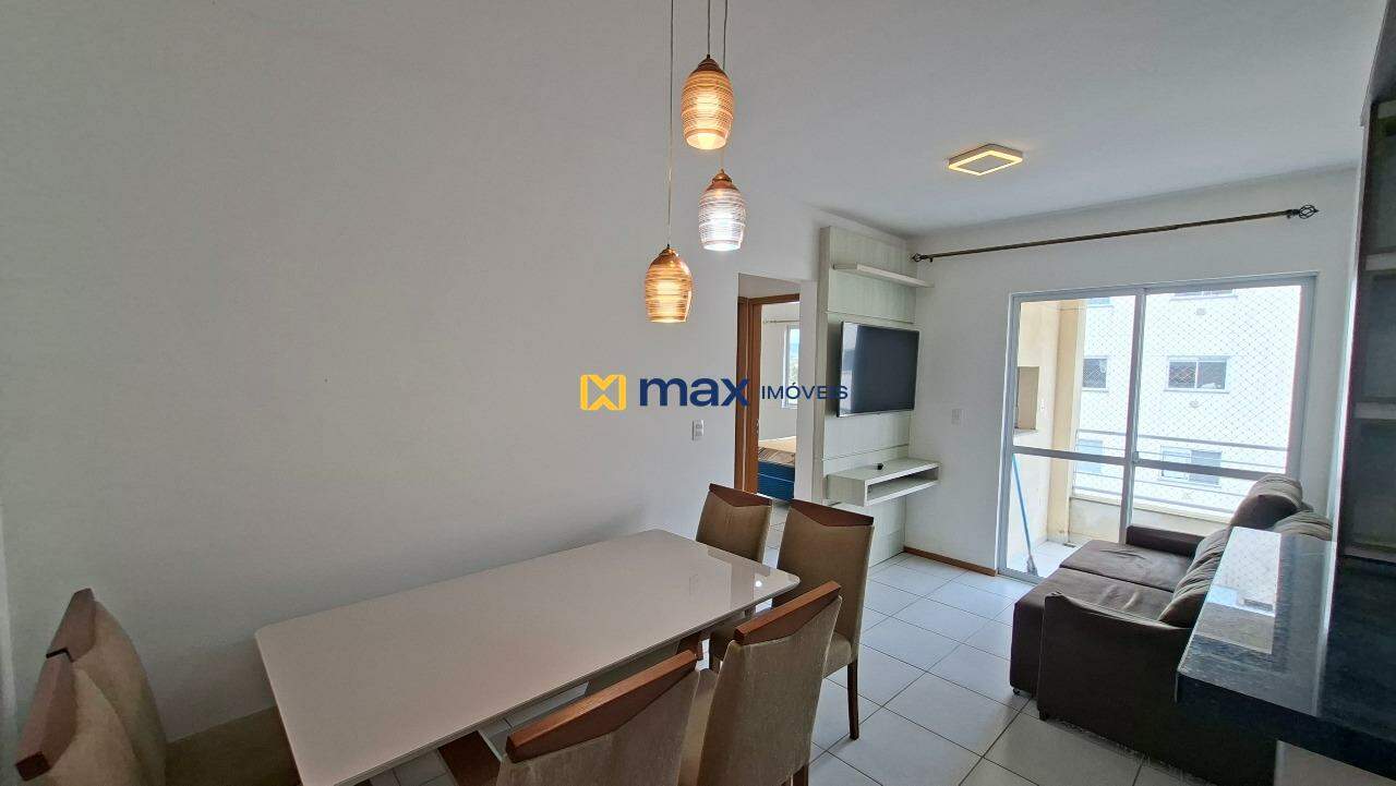 Apartamento para aluguel no Itaipava: Sala de Estar e Jantar