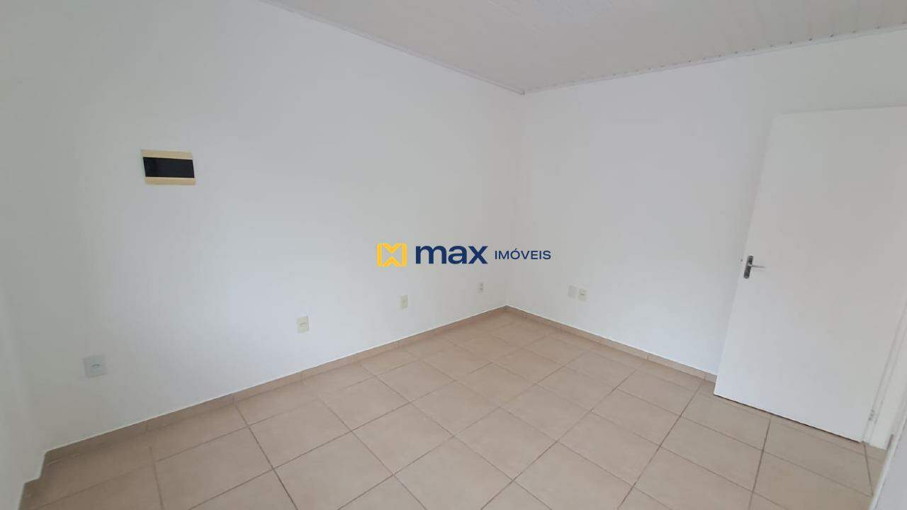 Sala para aluguel no São João: Quarto