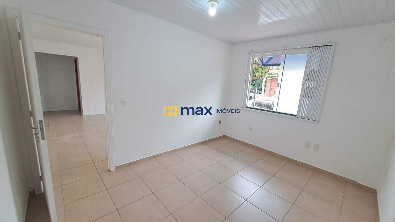 Sala para aluguel no São João: Quarto