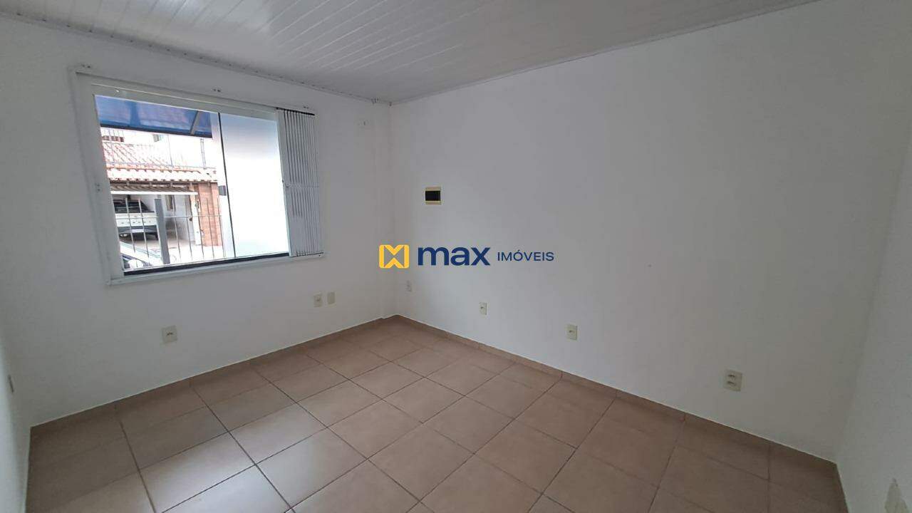 Sala para aluguel no São João: Quarto