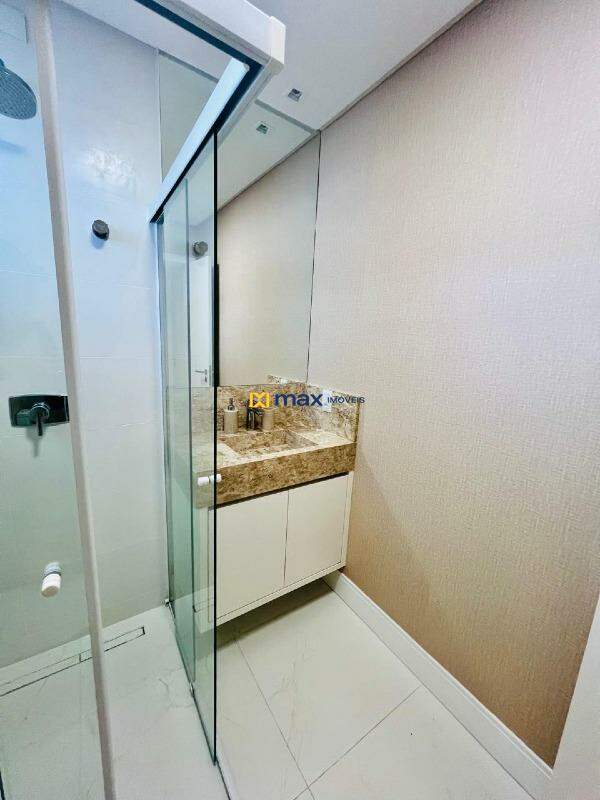 Apartamento para aluguel no Praia Brava: Banheiro suíte 2