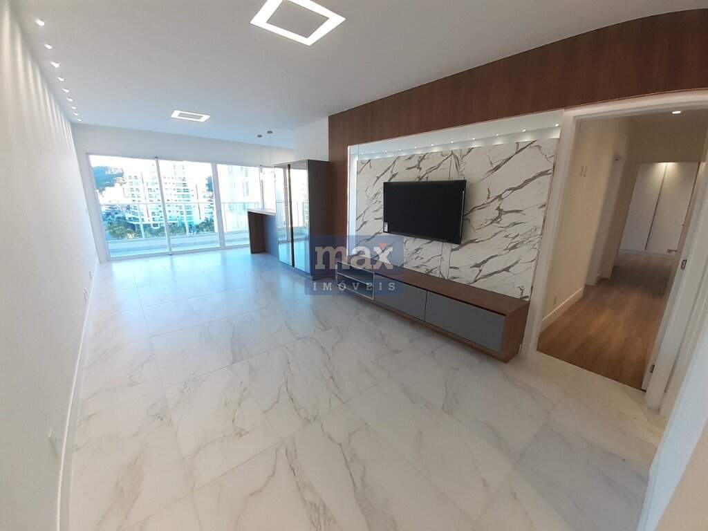 Apartamento para aluguel no Praia Brava: Sala de Estar e Jantar