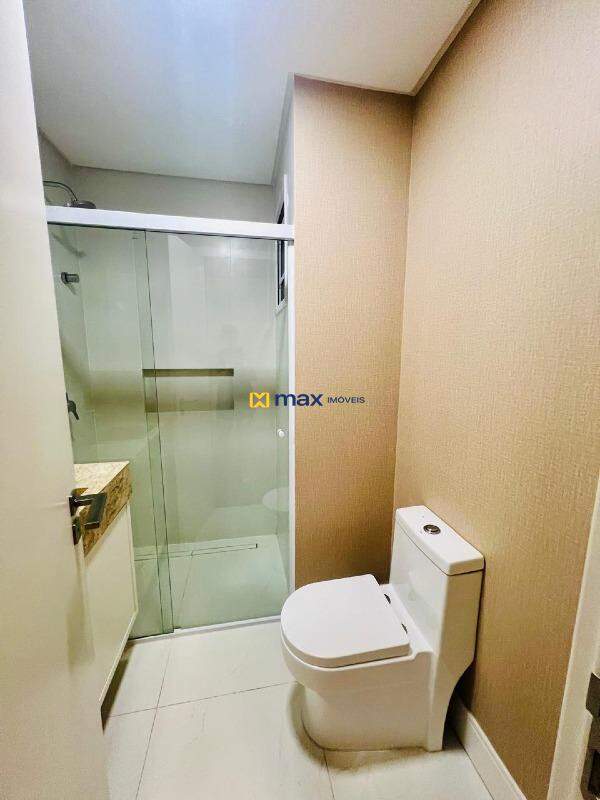 Apartamento para aluguel no Praia Brava: Banheiro suíte 3