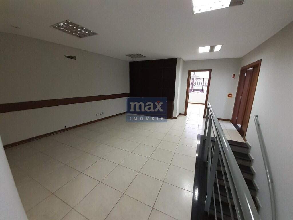 Sala para aluguel no Centro: Hall Salas Piso Superior