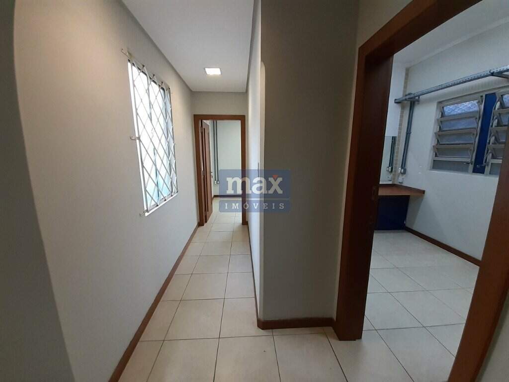 Sala para aluguel no Centro: Hall Salas Piso Superior
