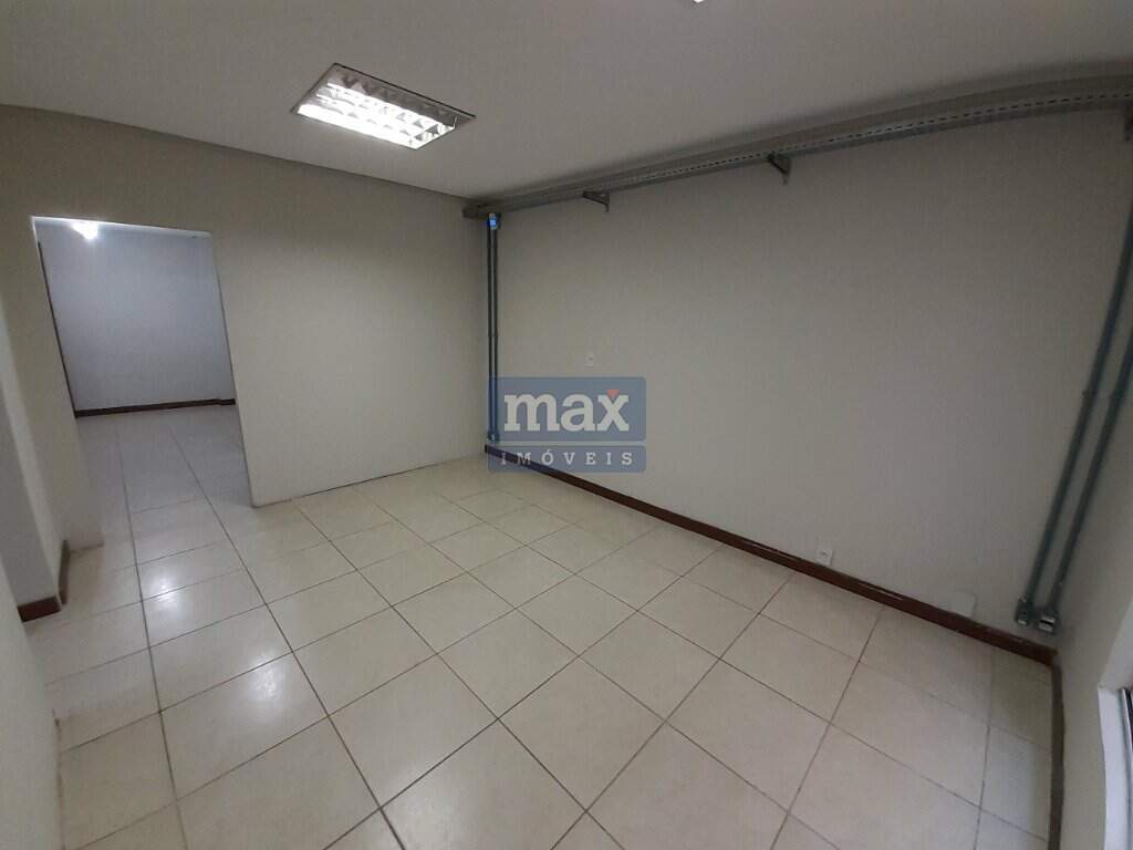 Sala para aluguel no Centro: Corredor Salas