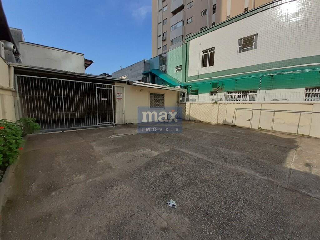Sala para aluguel no Centro: Área Externa Fundos