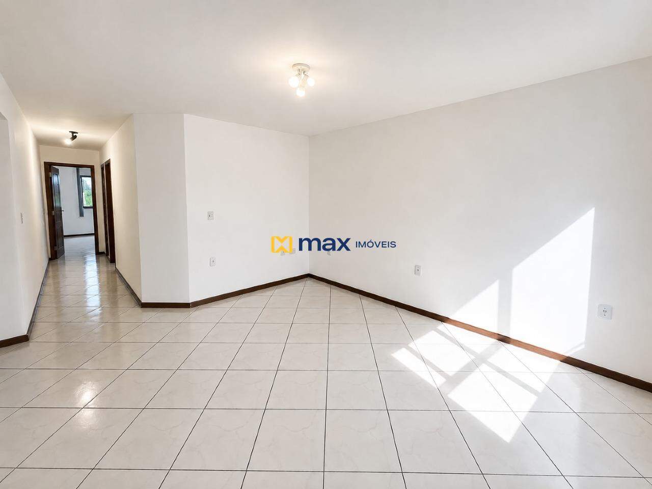 Apartamento para aluguel no Centro: 