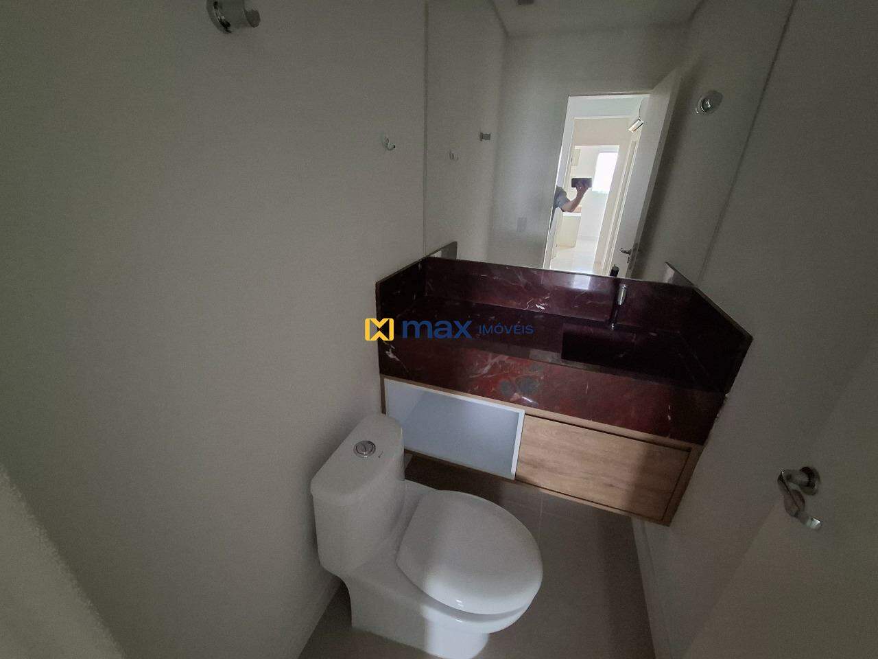 Apartamento para aluguel no Centro: Lavabo