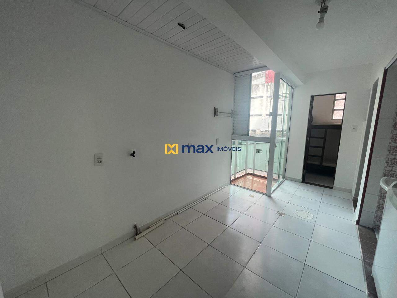 Apartamento para aluguel no Centro: 