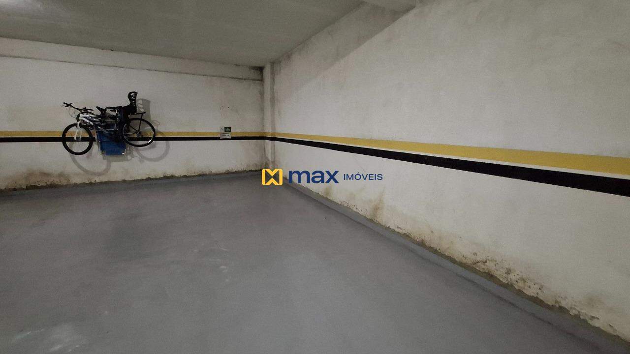 Apartamento para aluguel no Centro: Garagem