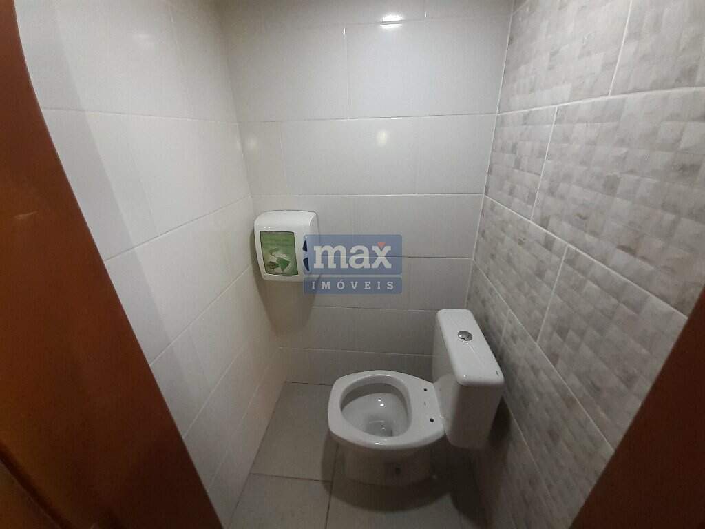 Sala para aluguel no Centro: Lavabo 1