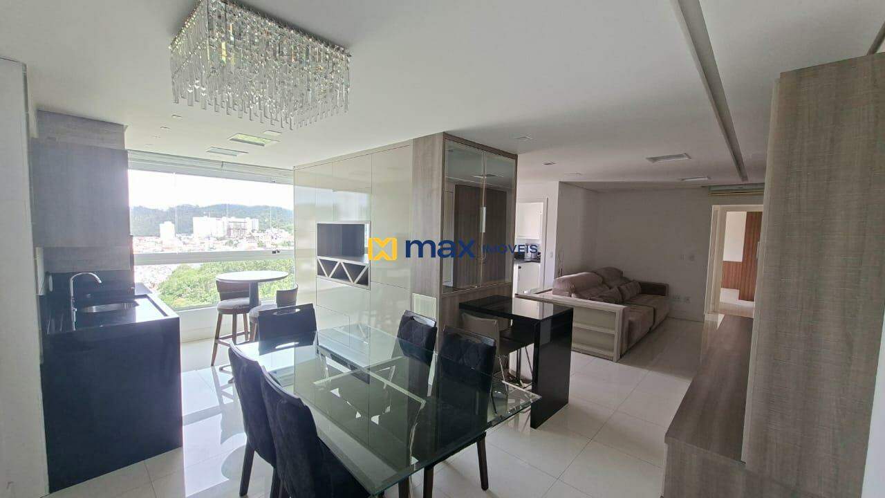 Apartamento para aluguel no Fazenda: Sala de Estar e Jantar