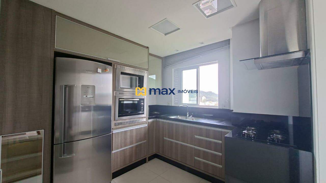 Apartamento para aluguel no Fazenda: Cozinha