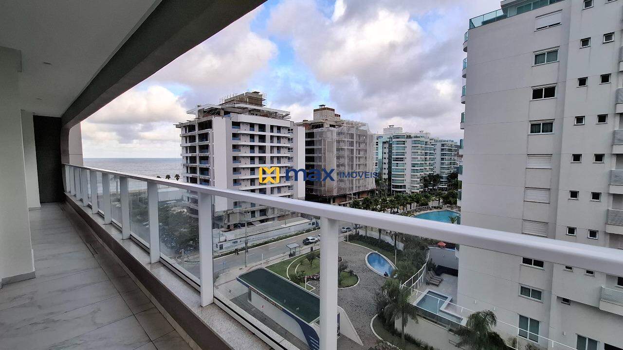 Apartamento para aluguel no Praia Brava: Sacada