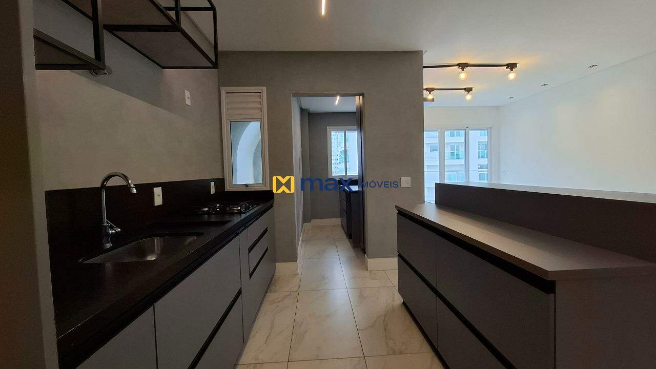 Apartamento para aluguel no Praia Brava: Cozinha