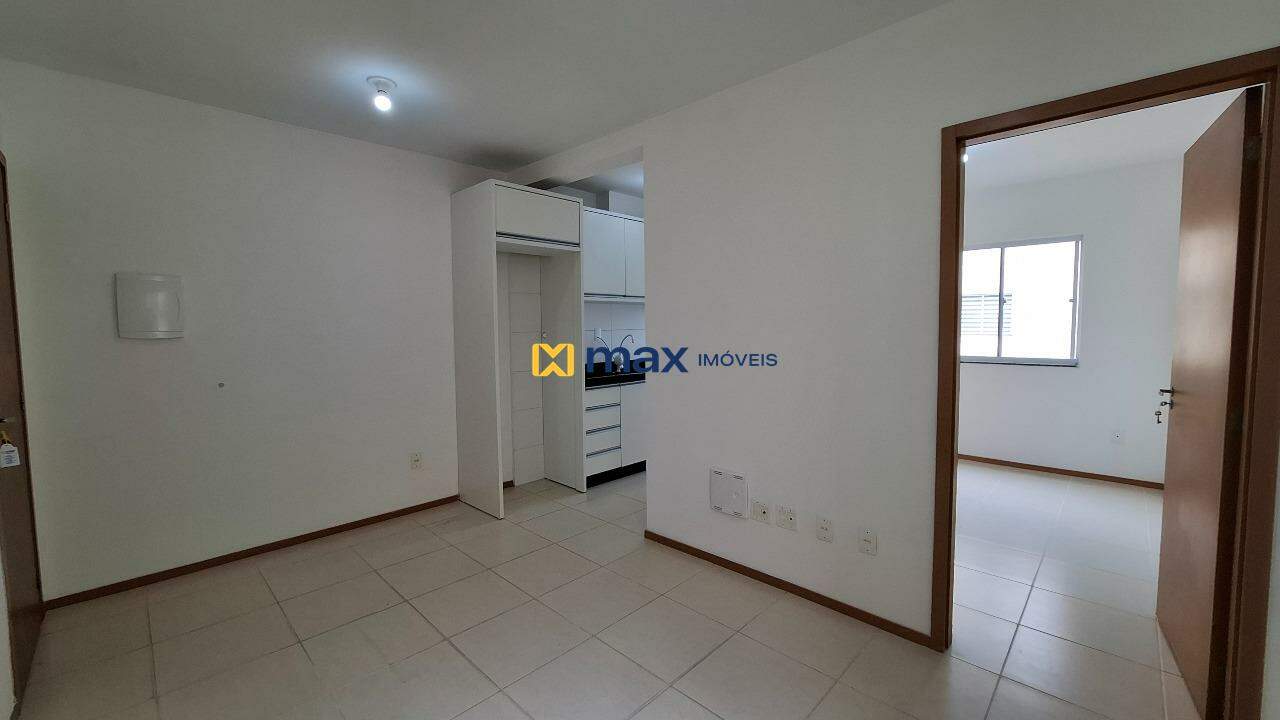 Apartamento para aluguel no Itaipava: Sala de Estar e Jantar