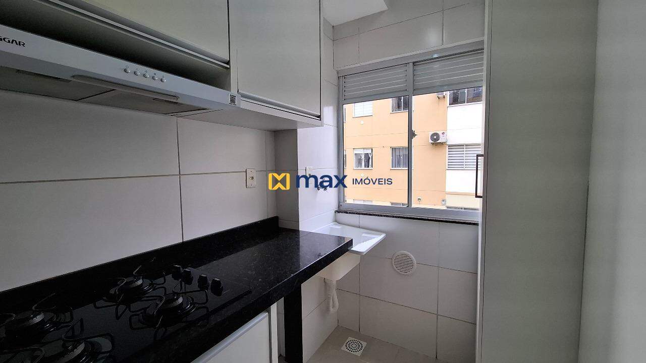 Apartamento para aluguel no Itaipava: Lavanderia