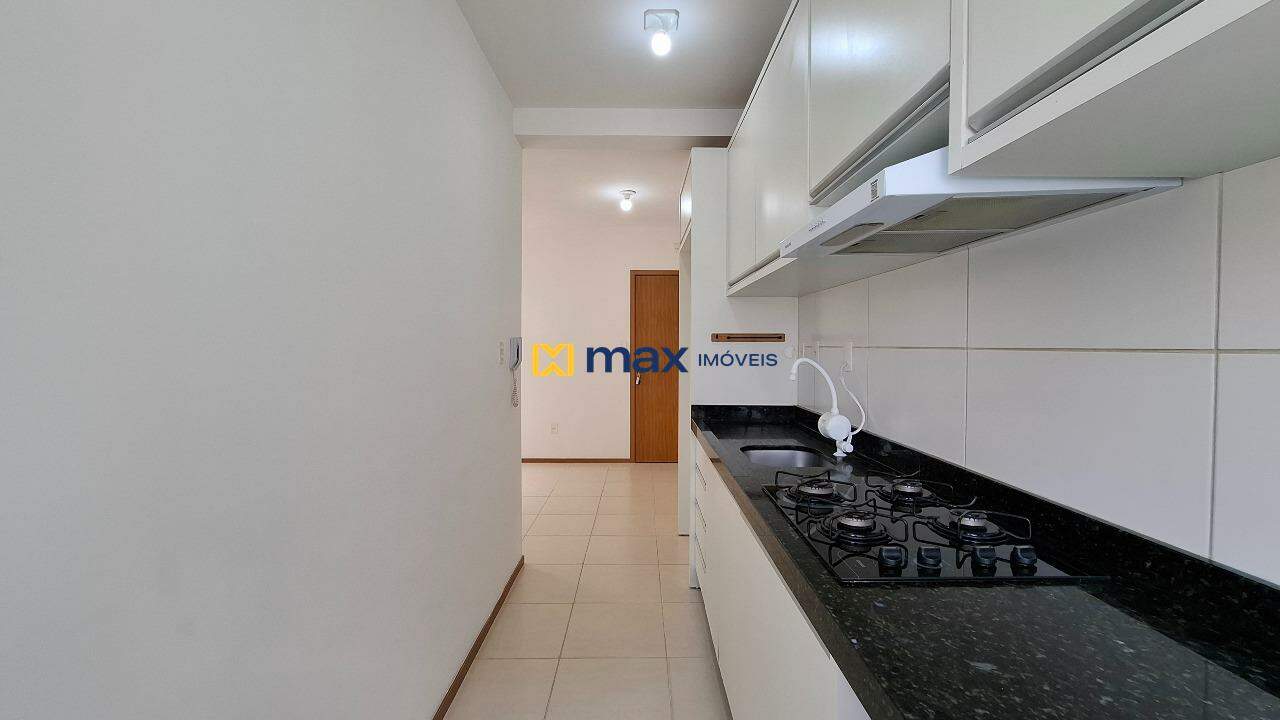 Apartamento para aluguel no Itaipava: Cozinha/ Lavanderia