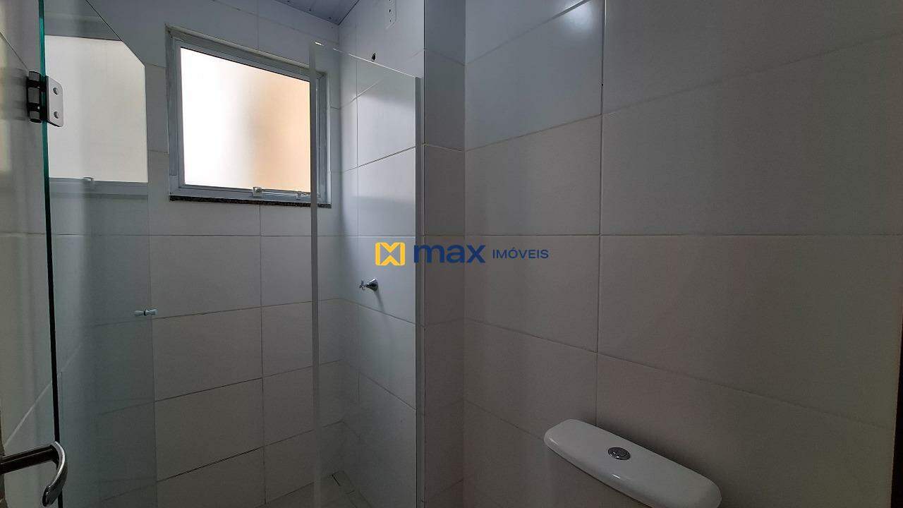 Apartamento para aluguel no Itaipava: Banheiro Social