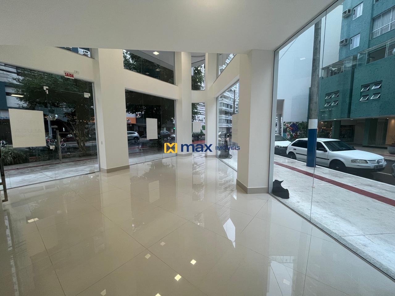 Sala para aluguel no Centro: 