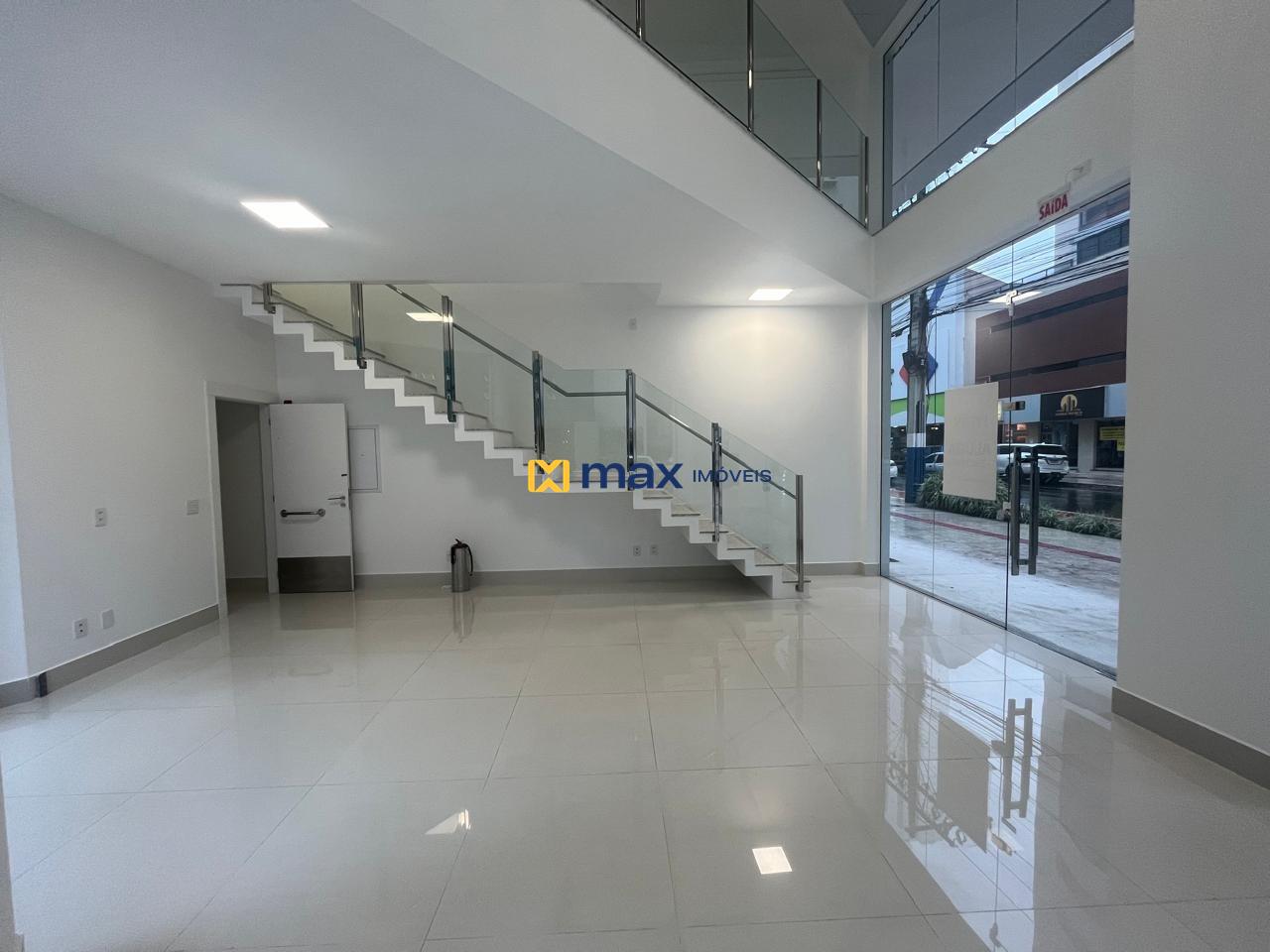 Sala para aluguel no Centro: 