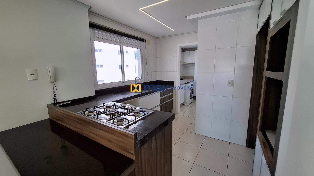 Apartamento para aluguel no Fazenda: Cozinha
