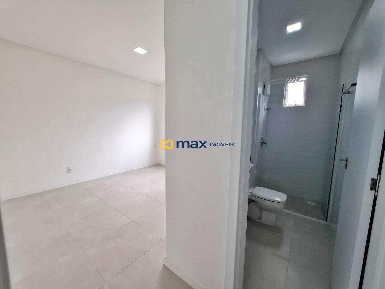 Apartamento para aluguel no Nações: Suíte 1