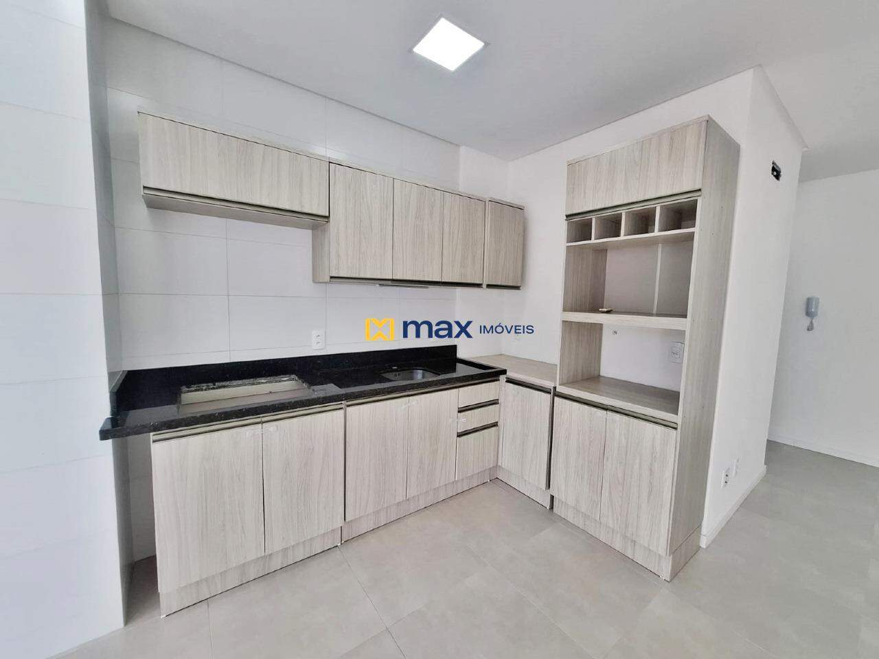 Apartamento para aluguel no Nações: Cozinha
