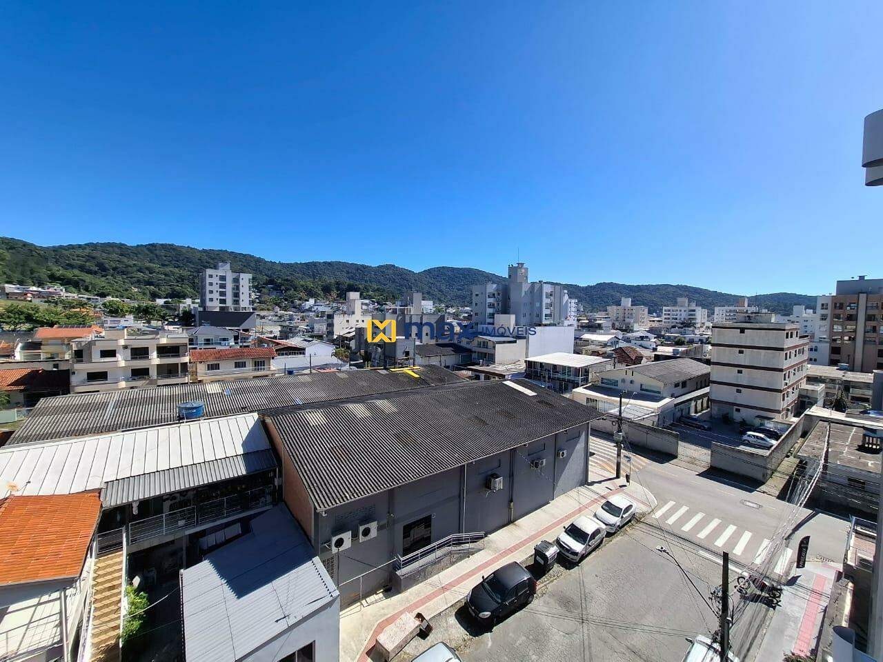 Apartamento para aluguel no Nações: Vista sacada