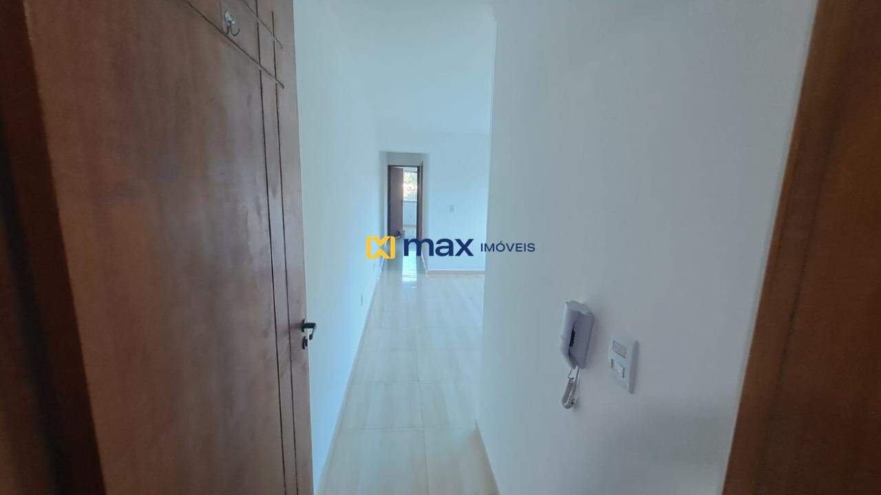 Apartamento para aluguel no Espinheiros: Sala de Estar e Jantar 