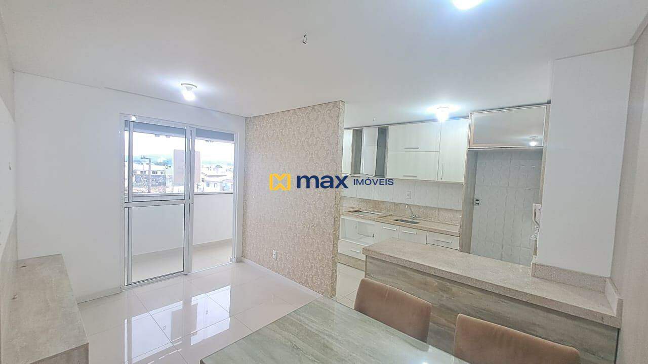 Apartamento para aluguel no Cidade Nova: Sala de Estar e Jantar