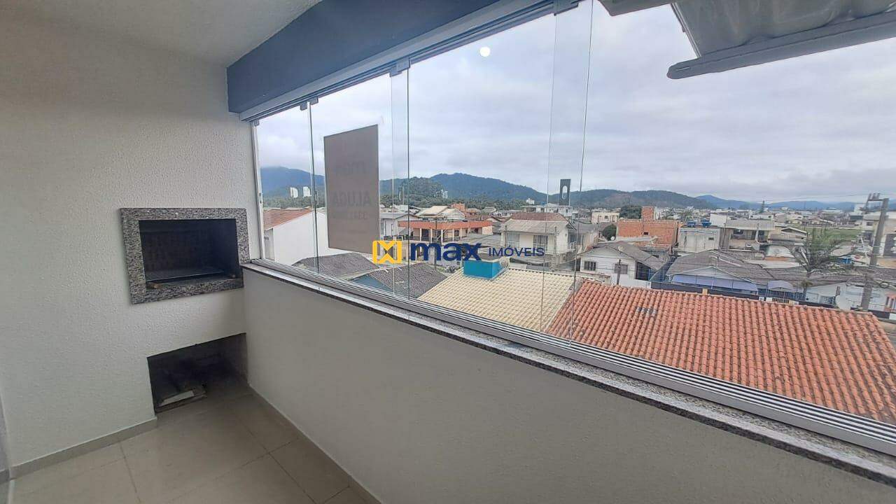 Apartamento para aluguel no Cidade Nova: Sacada