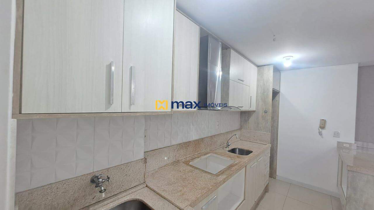 Apartamento para aluguel no Cidade Nova: Cozinha/ Lavanderia