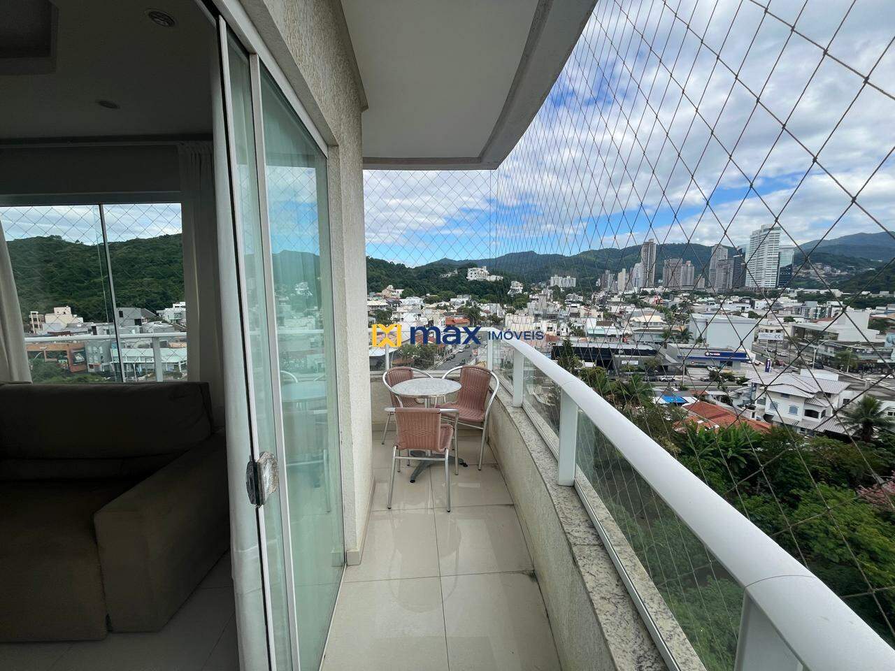 Apartamento para aluguel no Praia dos Amores: 