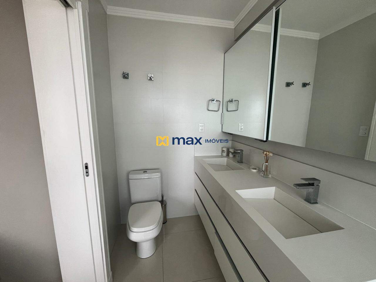 Apartamento para aluguel no Praia dos Amores: 