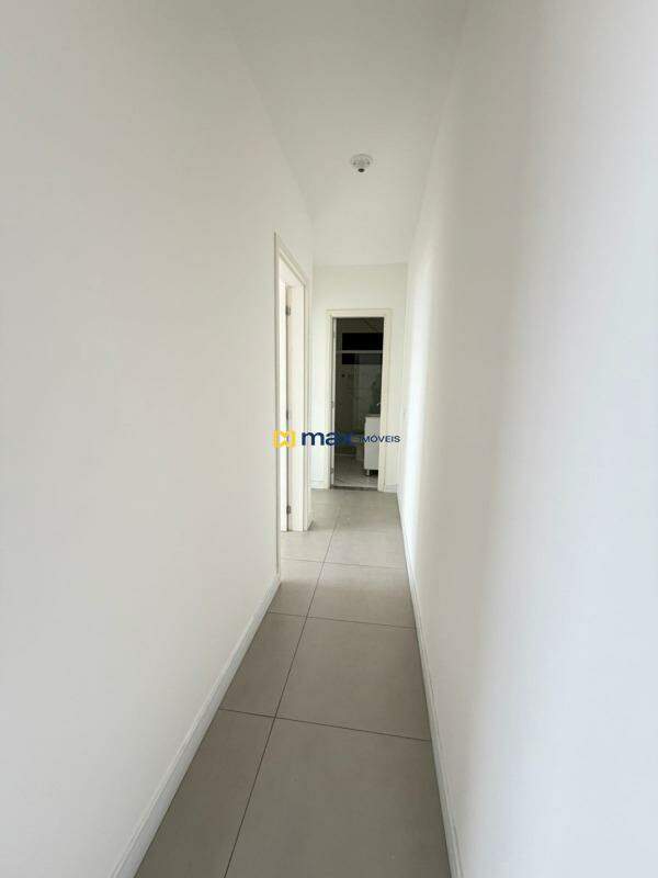 Apartamento para aluguel no Centro: Corredor