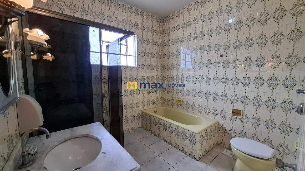 Sala para aluguel no Centro: Banheiro Social 1