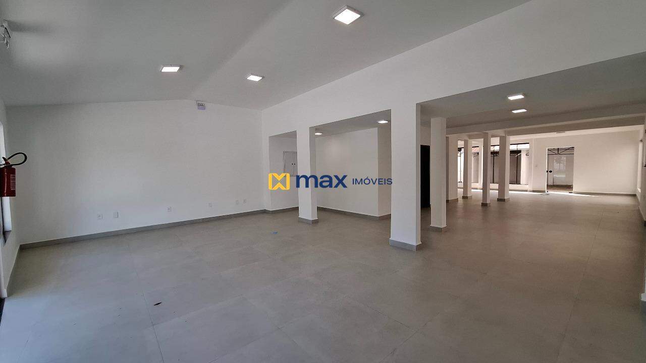 Casa Comercial para aluguel no Centro: Sala 1